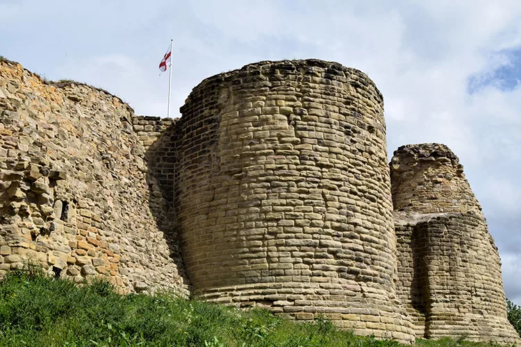 Visit Pontefract